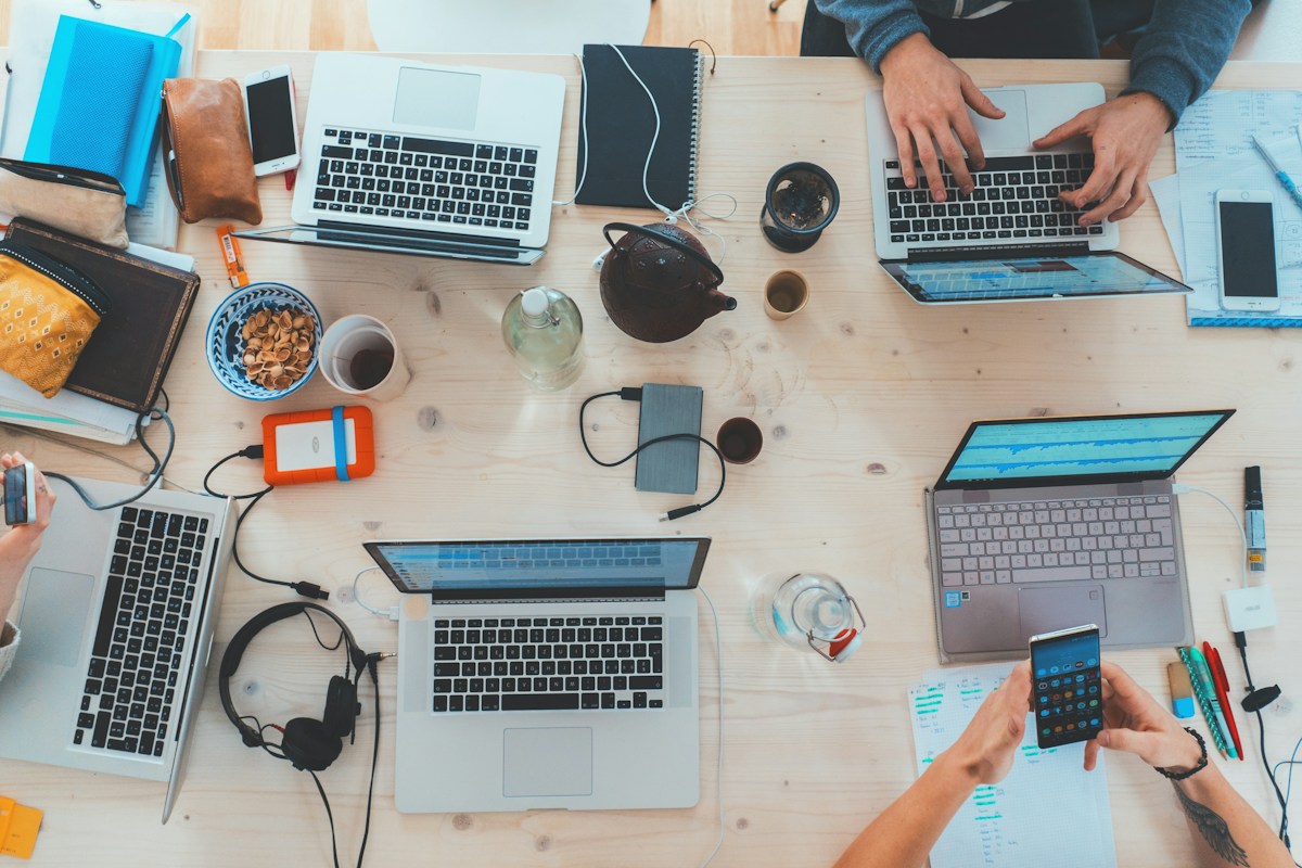 Navigating the Digital Divide: Custom Software for Small Business Digital Transformation