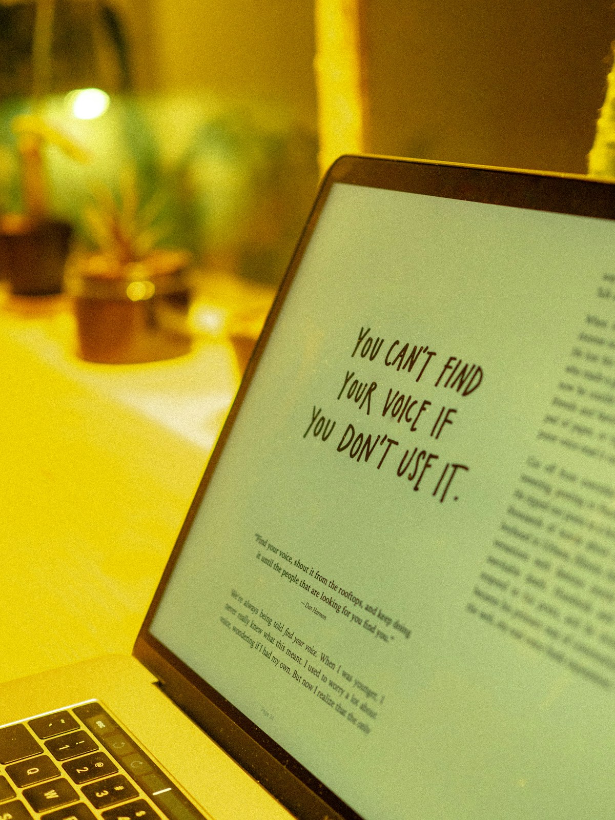 The User Experience Advantage: Empowering Employees and Delighting Customers