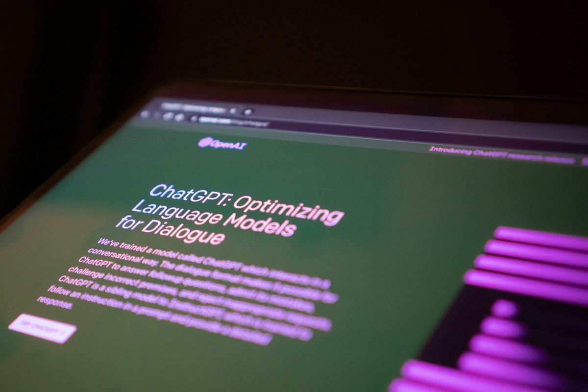 Dynamic Design at Scale: Real-Time Adaptability and A/B Testing on Steroids