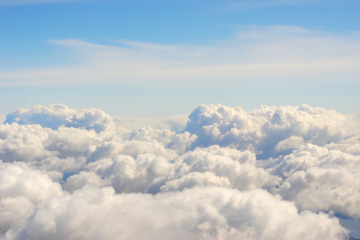 Navigating the Cloud Labyrinth: Why SMBs Need a Custom Compass in a Hybrid World