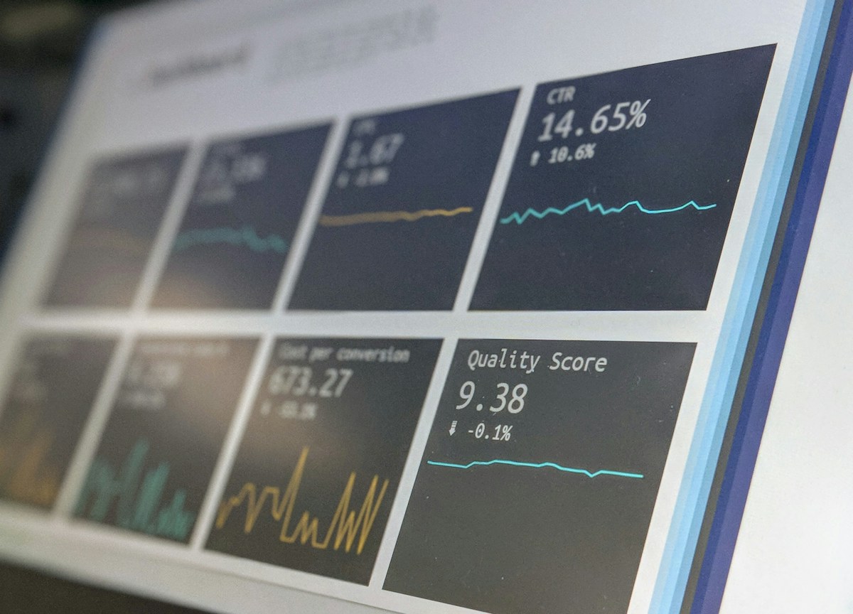 Navigating the Tech Landscape: Choosing Your Custom Analytics Stack