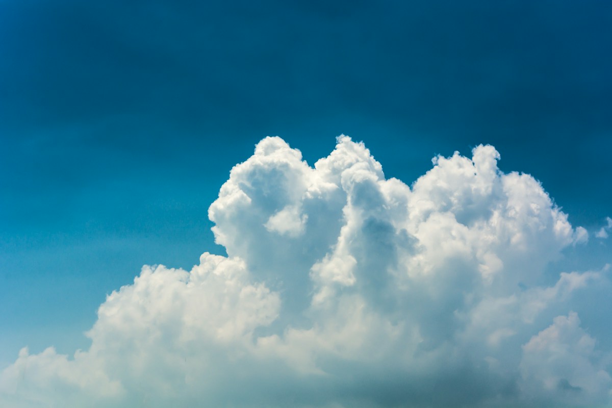 The Hybrid Cloud Landscape: A Strategic Advantage, Not Just a Compromise